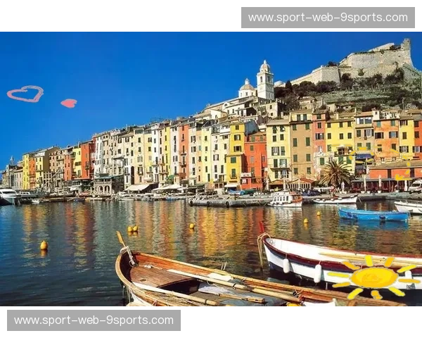 集锦那不勒斯:一场关于味觉、光影与记忆的地中海漫游